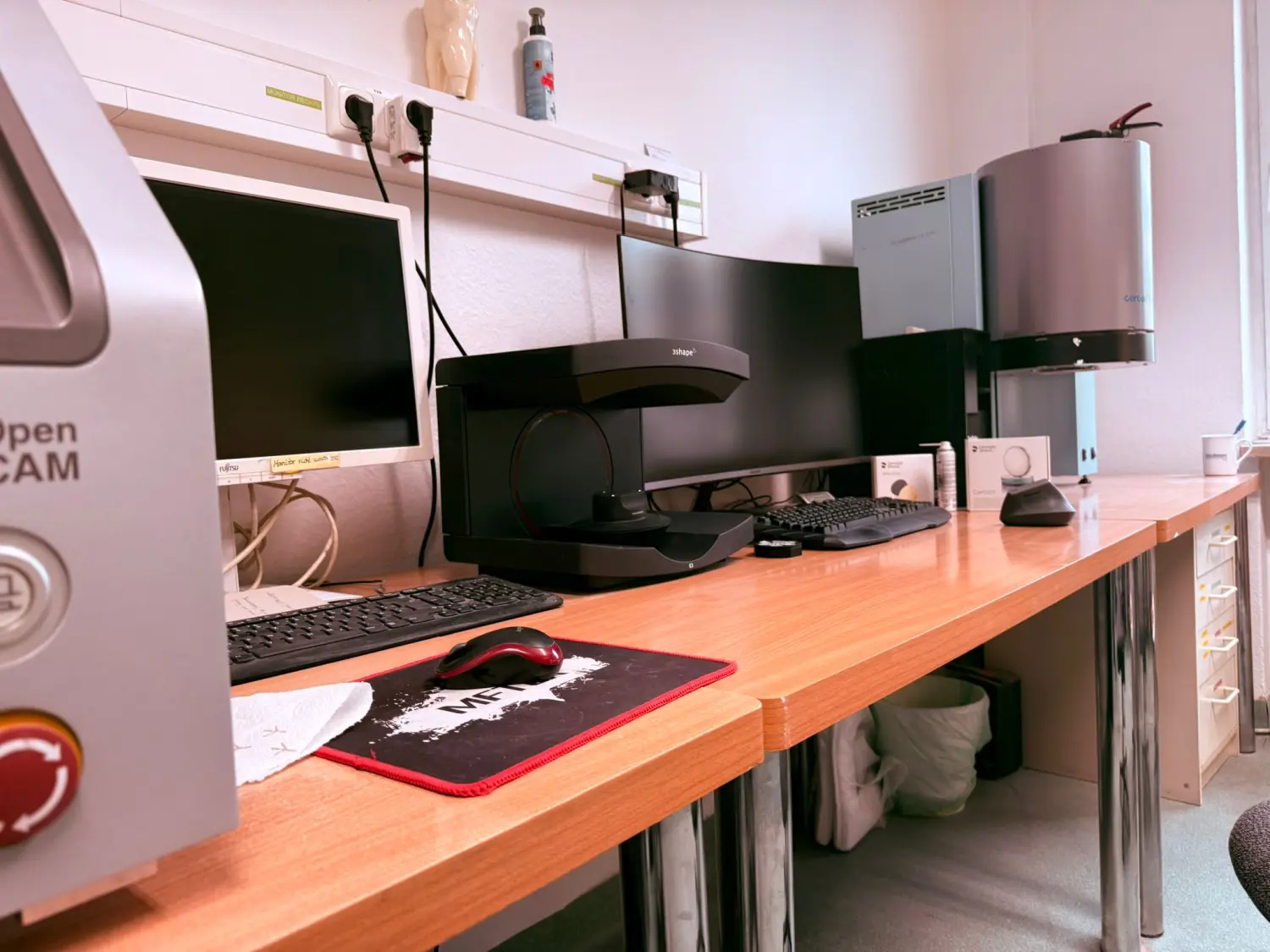 Kruse & Mordhorst Zahntechnik GmbH - Bei dem abgebildeten Artikel handelt es sich um einen Elegoo Mars 4 Ultra Resin 3D-Drucker.